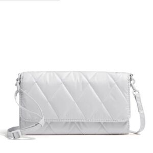 Vera Bradley Quilted Oyster Mushroom Crossbody Wallet Bag.  NWT.
